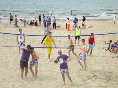 Le tournoi de beach-volley <br>a réuni 500 sportifs